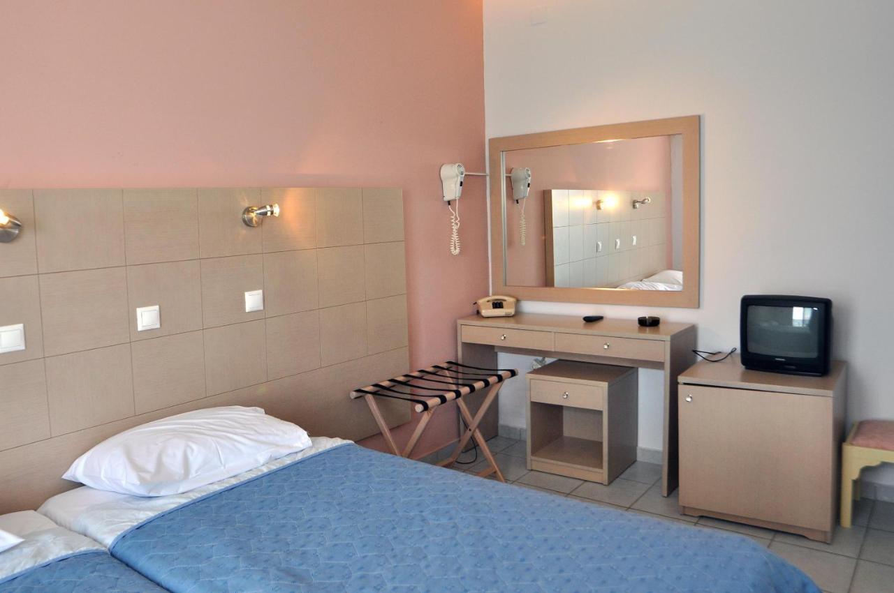 Hotel Aris Tolón Eksteriør billede