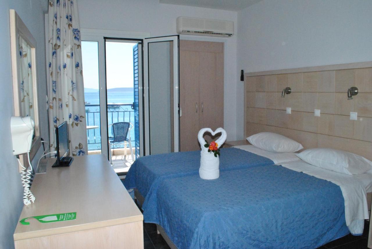 Hotel Aris Tolón Eksteriør billede